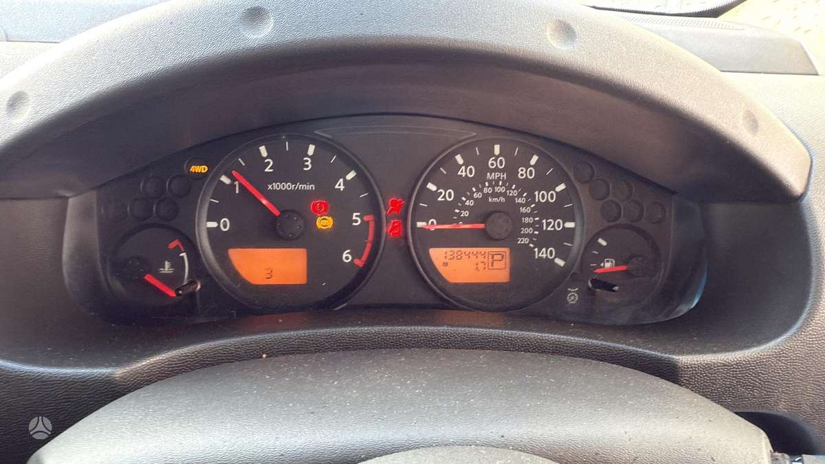 Nissan Navara 2008 — двигун