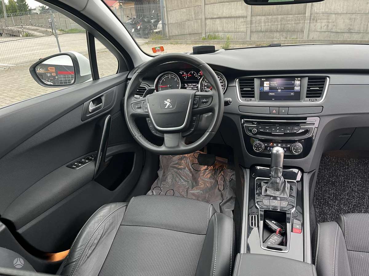 Peugeot 508 2015 — photo 14