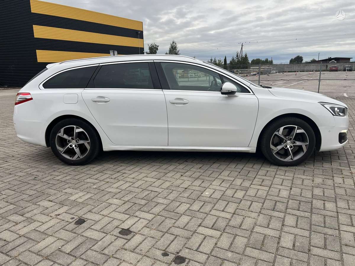 Peugeot 508 2015 — rear view