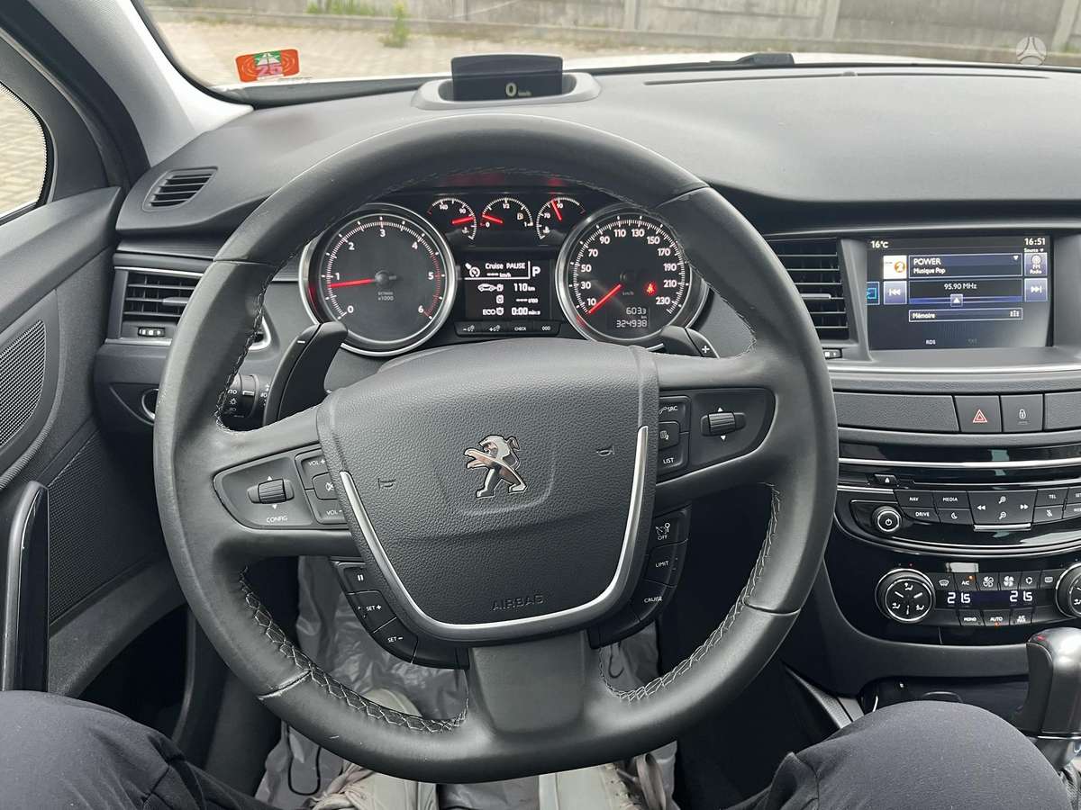 Peugeot 508 2015 — photo 21