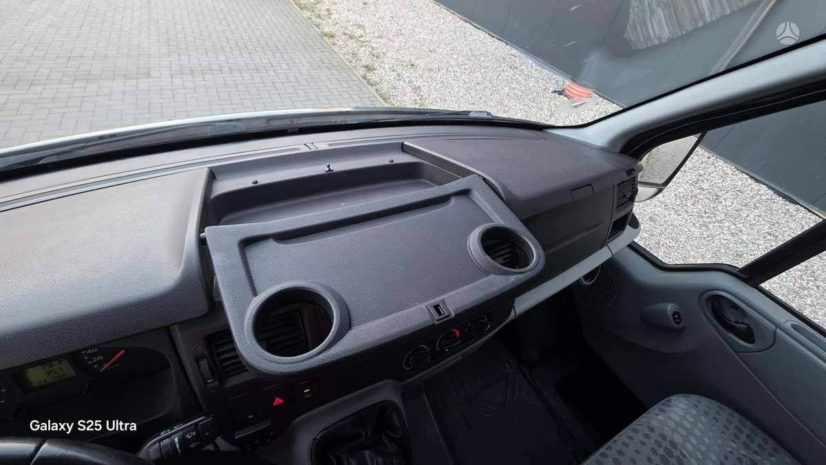 Ford Transit 2007 — photo 28