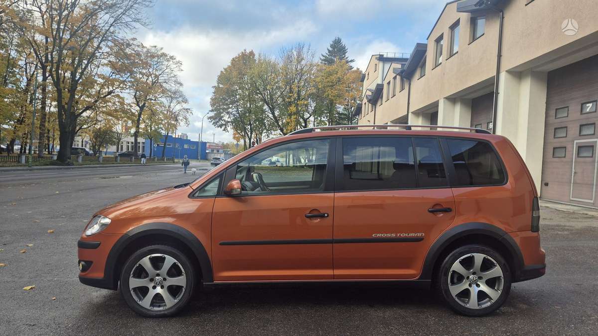 Volkswagen Touran 2007 — photo 6