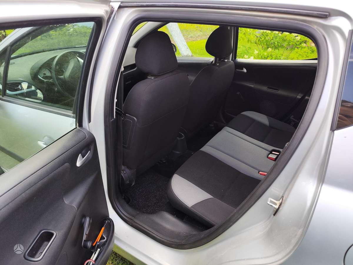 Peugeot 207 2009 — photo 5