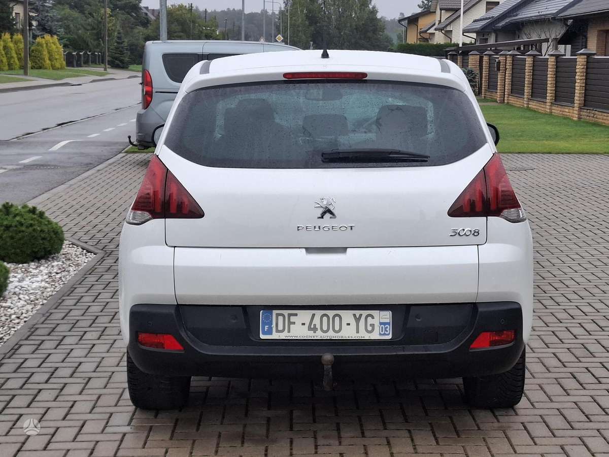 Peugeot 3008 2014 — двигун 1560 cm³, 114 HP (84kW)