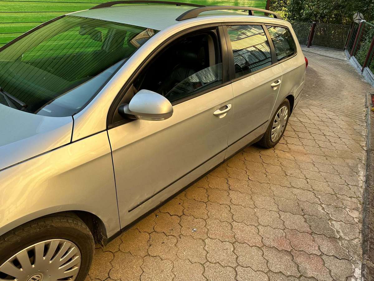 Volkswagen Passat 2007 — салон