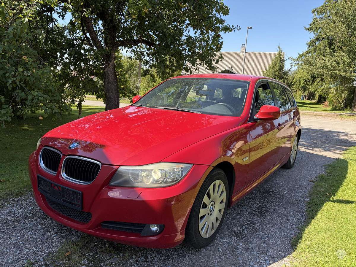 BMW 320, 2009