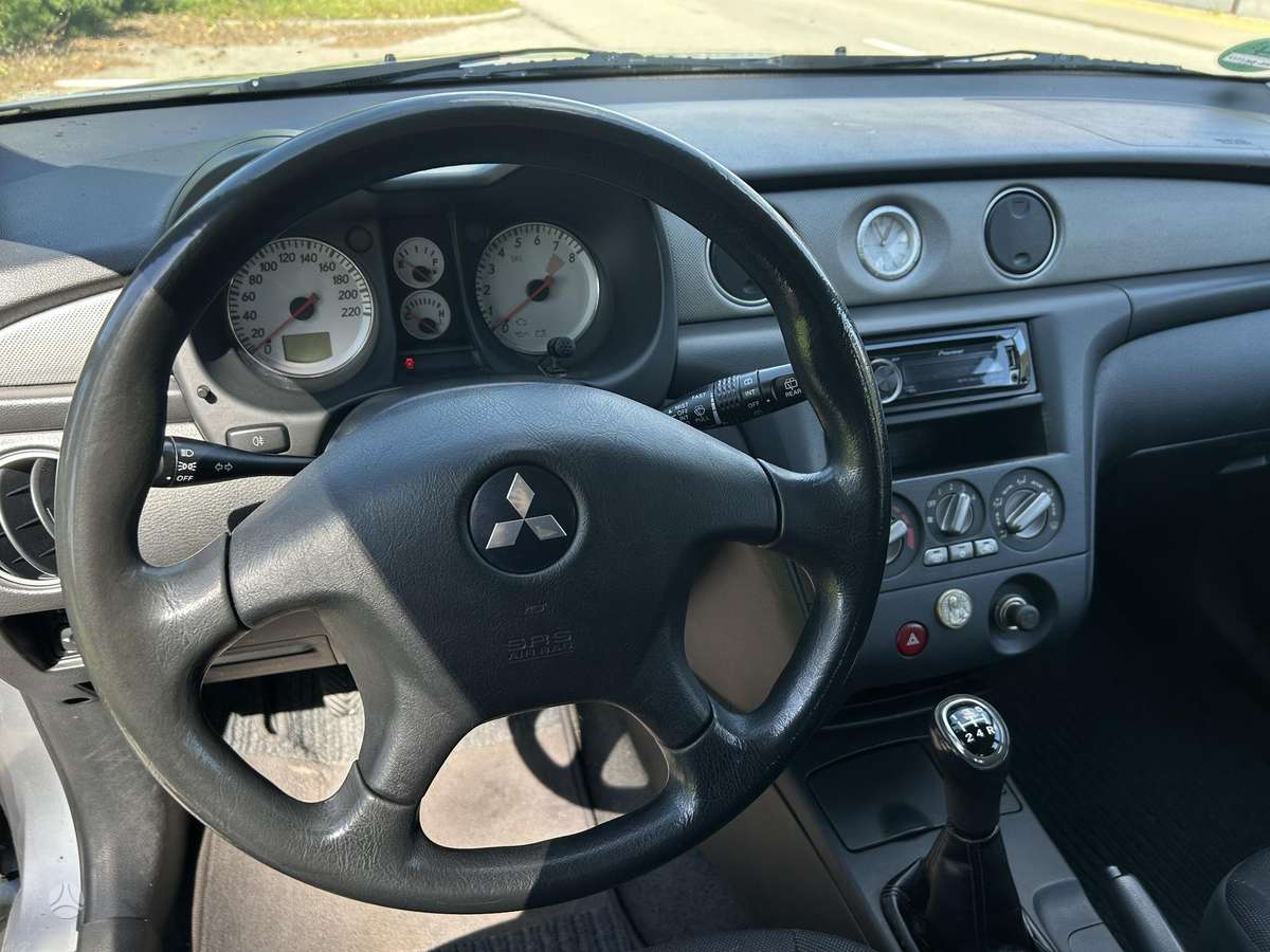 Mitsubishi Outlander 2007 — photo 10