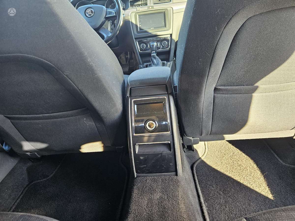 Skoda Superb 2014 — photo 9