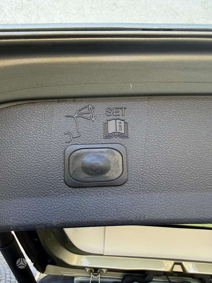 Ford Kuga 2013 — photo 10