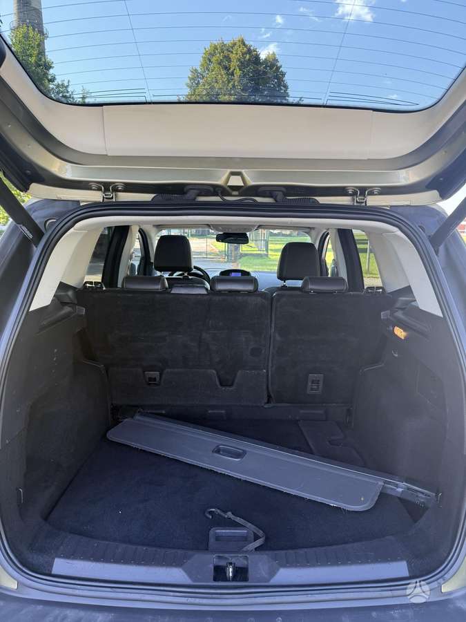 Ford Kuga 2013 — photo 11