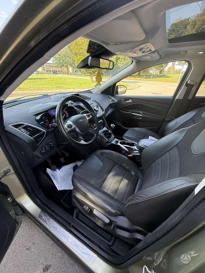 Ford Kuga 2013 — photo 7