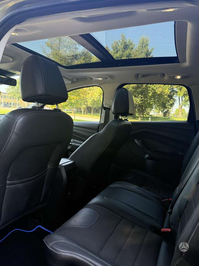Ford Kuga 2013 — photo 8