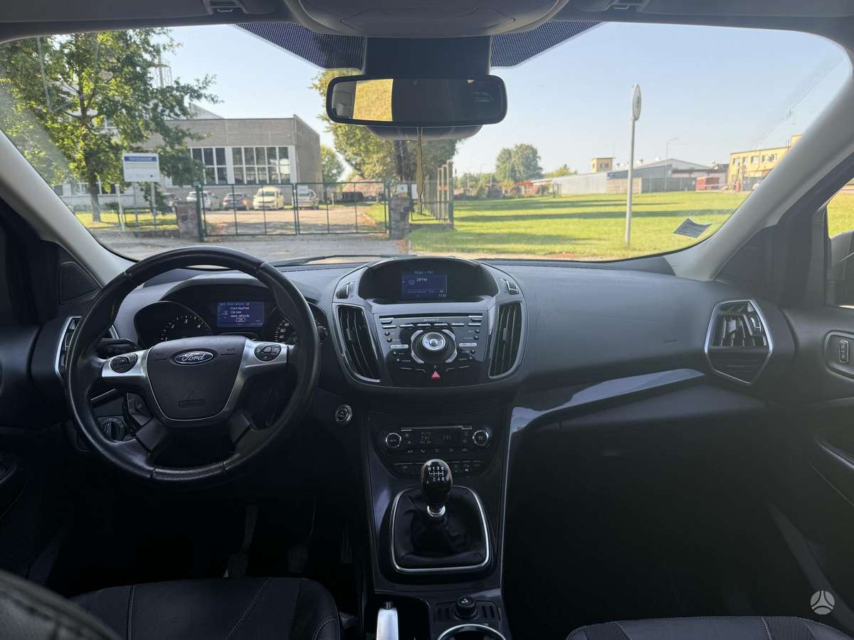 Ford Kuga 2013 — photo 9