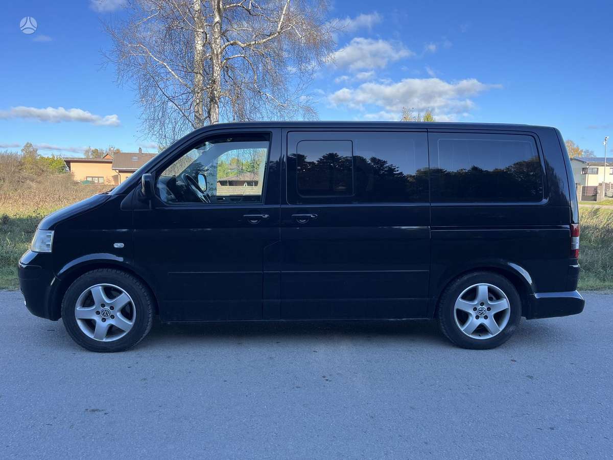 Volkswagen Multivan 2006 — двигун 2460 cm³, 174 HP (128kW)