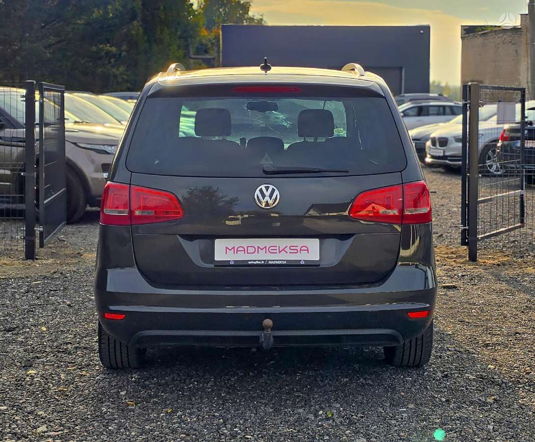 Volkswagen Sharan 2013 — photo 10