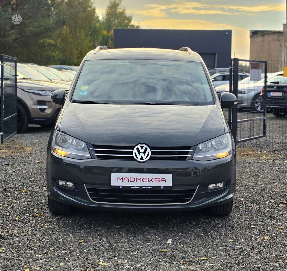 Volkswagen Sharan 2013 — photo 11
