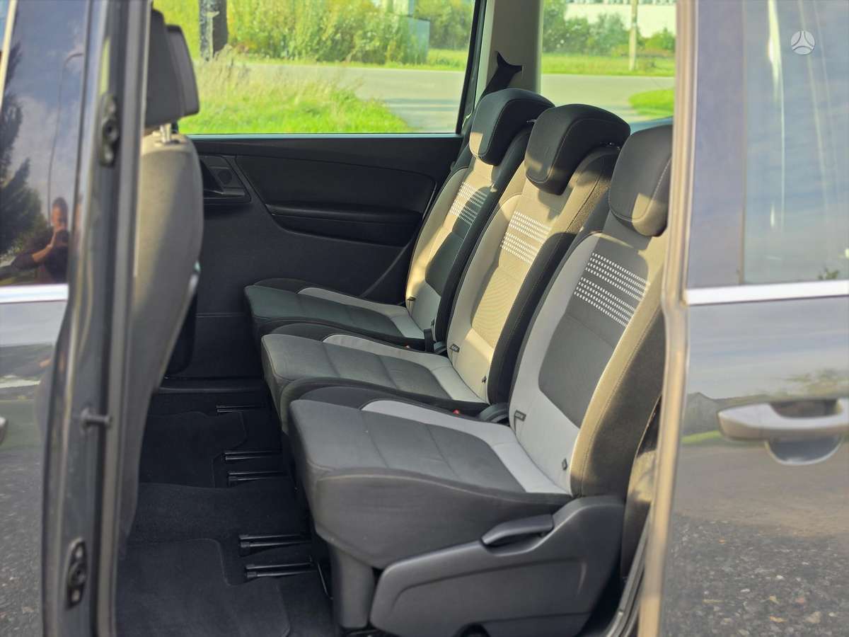Volkswagen Sharan 2013 — photo 15