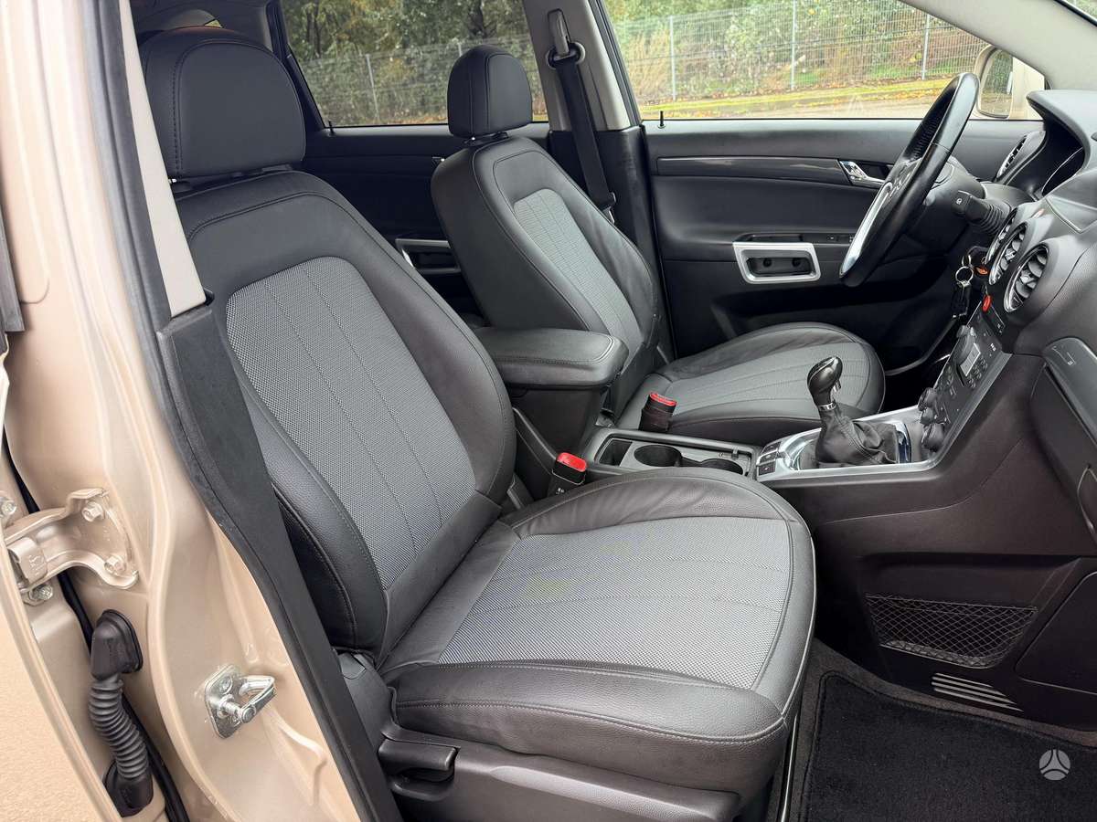 Opel Antara 2013 — photo 24
