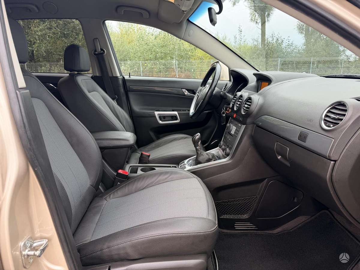 Opel Antara 2013 — photo 25