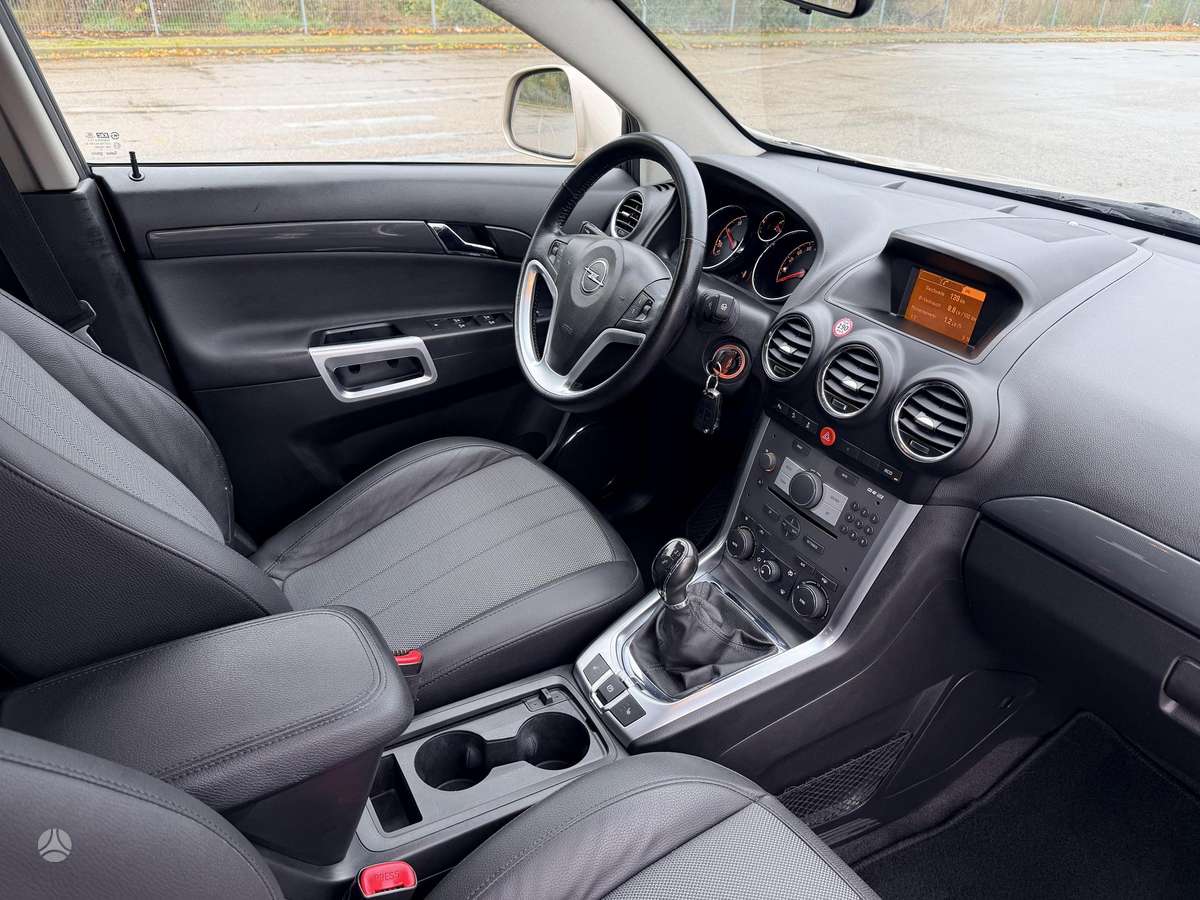 Opel Antara 2013 — photo 29
