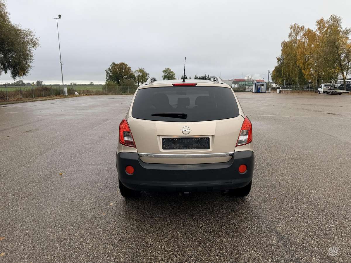 Opel Antara 2013 — photo 8