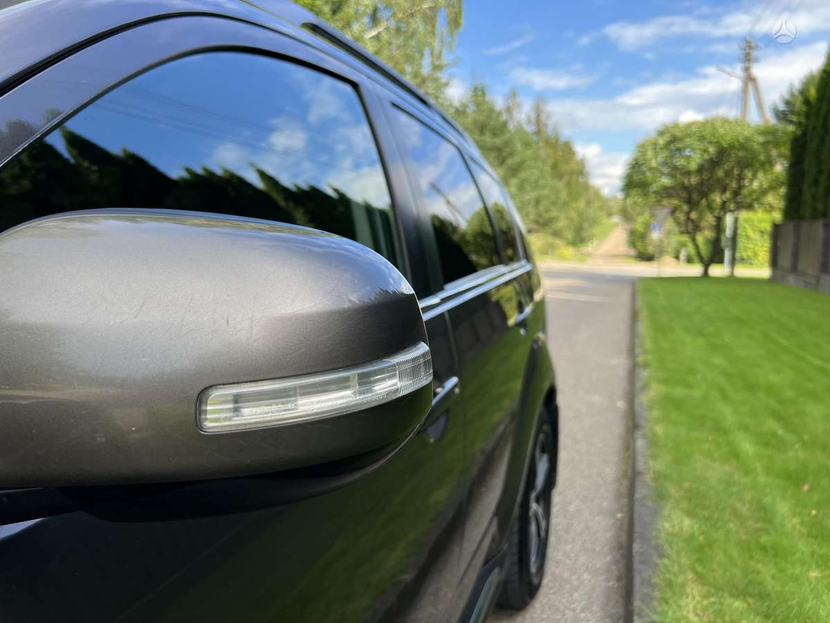Mitsubishi Outlander 2012 — photo 11
