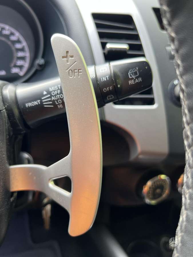 Mitsubishi Outlander 2012 — photo 26