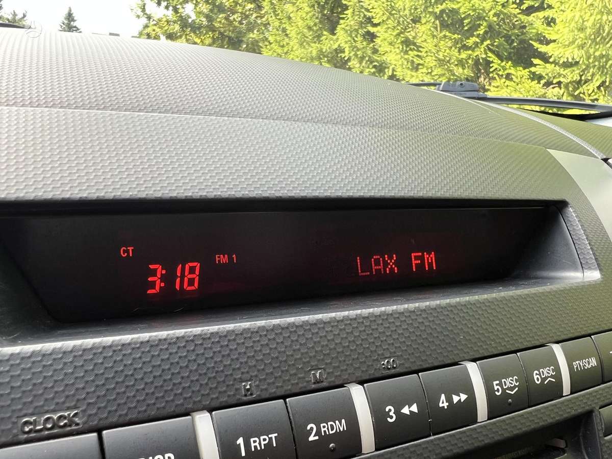 Mitsubishi Outlander 2012 — photo 28