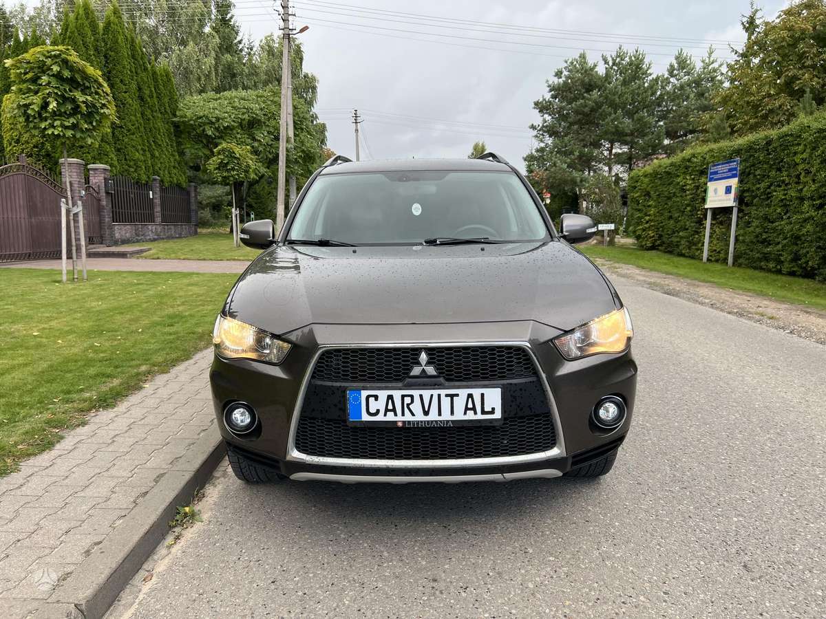 Mitsubishi Outlander 2012 — photo 7