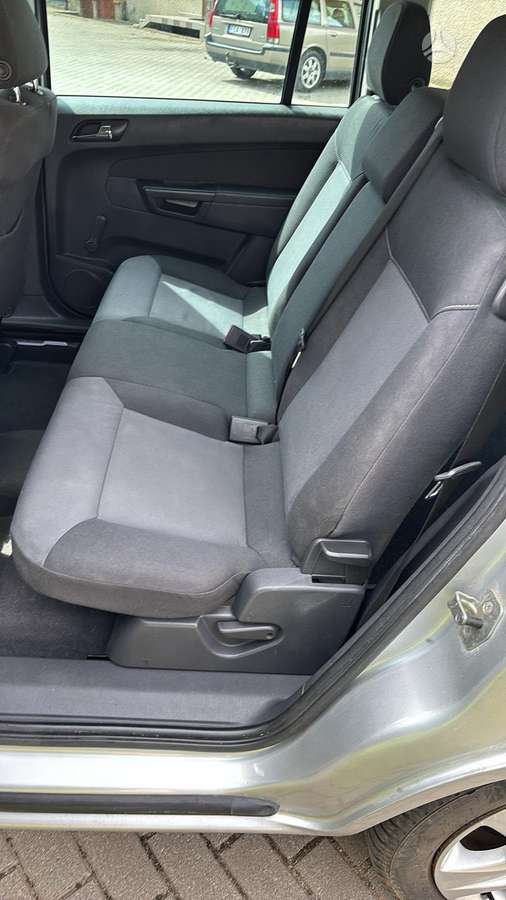 Opel Zafira 2008 — photo 11