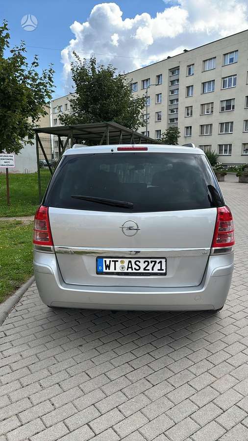 Opel Zafira 2008 — engine 1796 cm³, 140 HP (103kW)