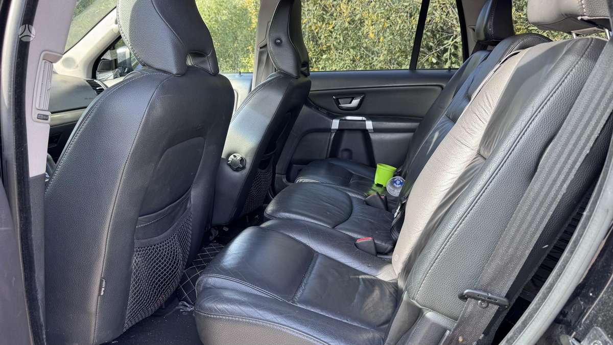Volvo XC90 2010 — photo 6