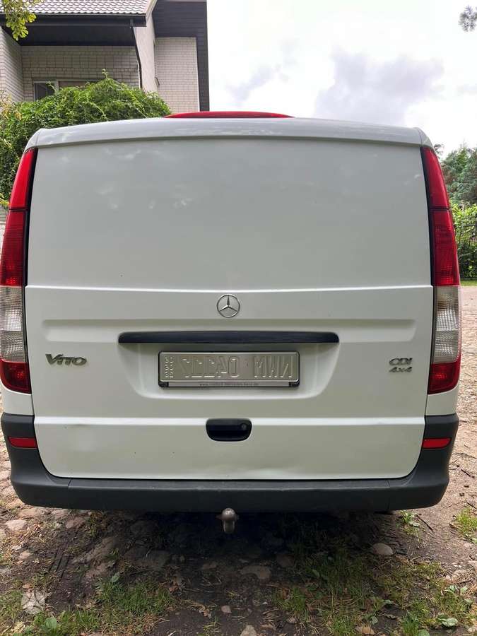 Mercedes-Benz Vito 2014 — engine 2143 cm³, 136 HP (100kW)