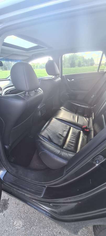 Honda Accord 2012 — photo 16