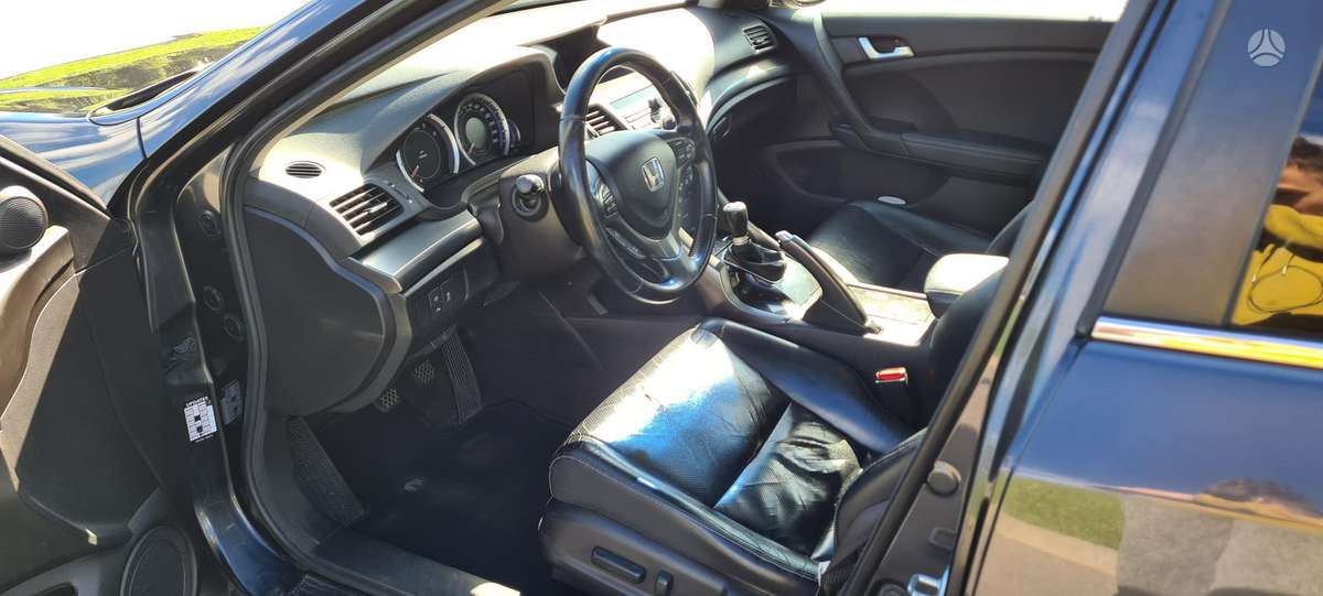 Honda Accord 2012 — photo 9