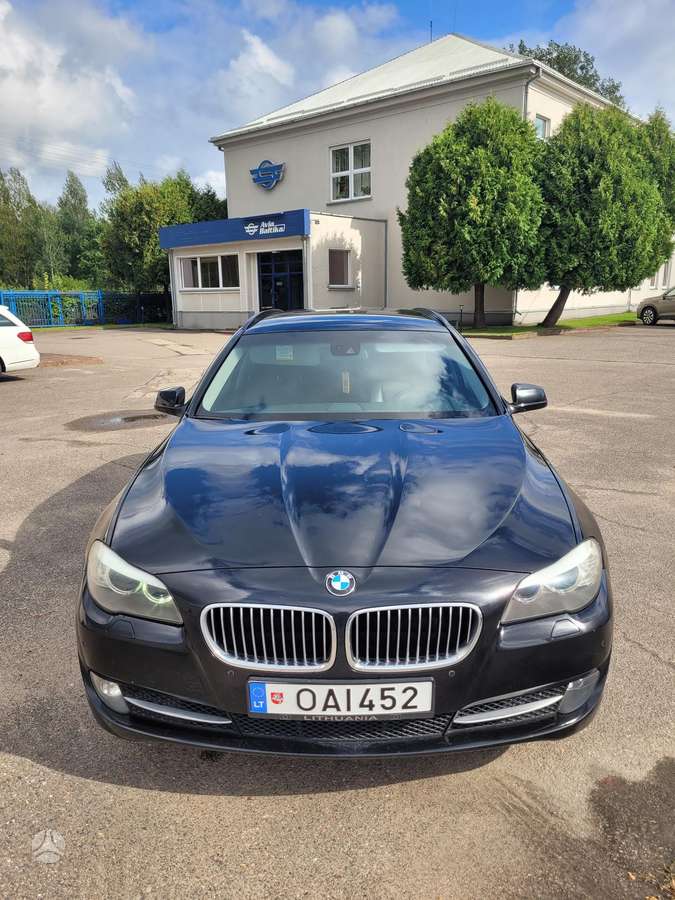BMW 520, 2011