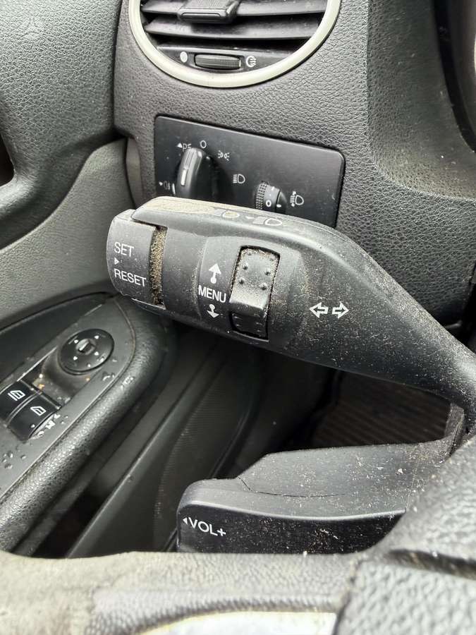 Ford Focus 2007 — photo 10
