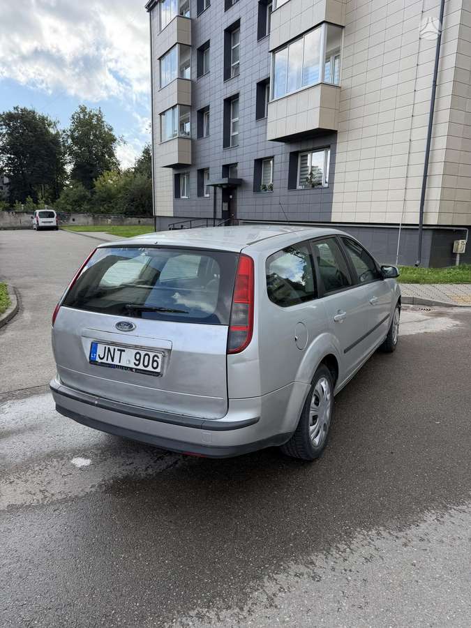 Ford Focus 2007 — photo 6