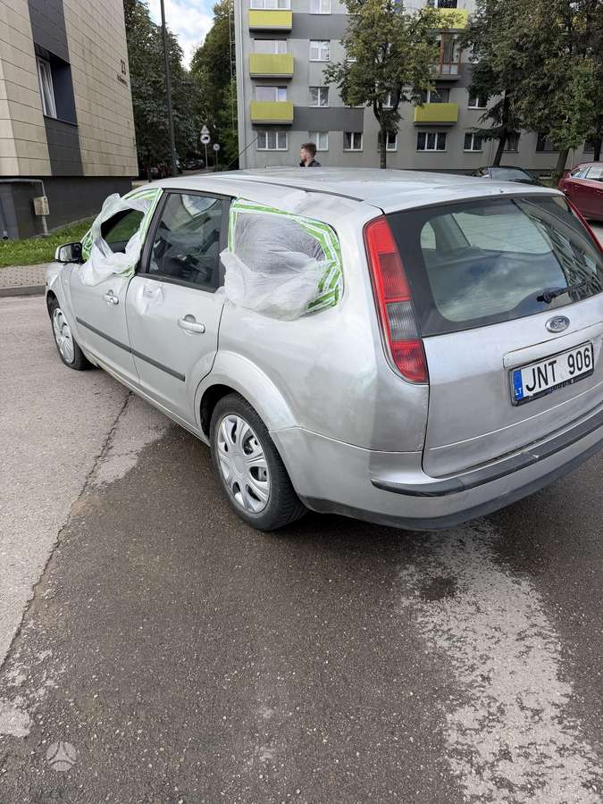 Ford Focus 2007 — photo 7