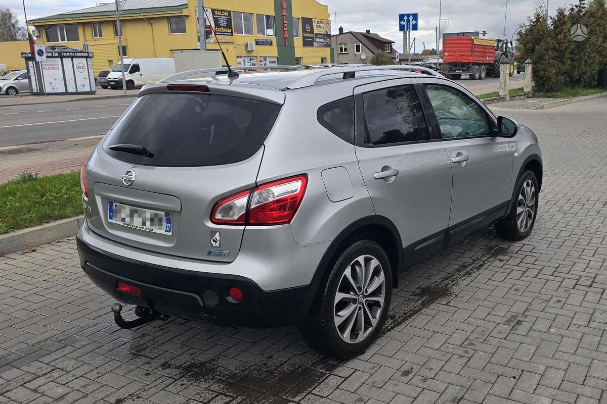 Nissan Qashqai 2010 — фото 6