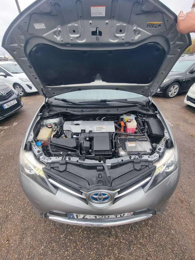Toyota Auris 2015 — photo 8