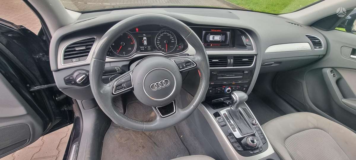 Audi A4 2014 — photo 12
