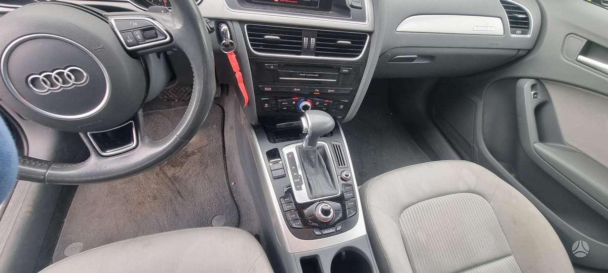 Audi A4 2014 — photo 14