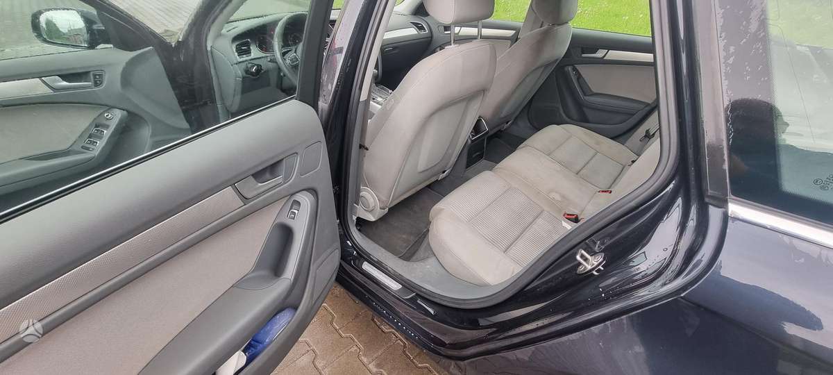 Audi A4 2014 — photo 15