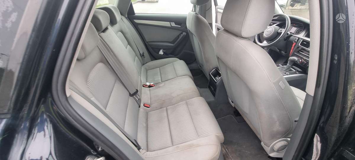 Audi A4 2014 — photo 19