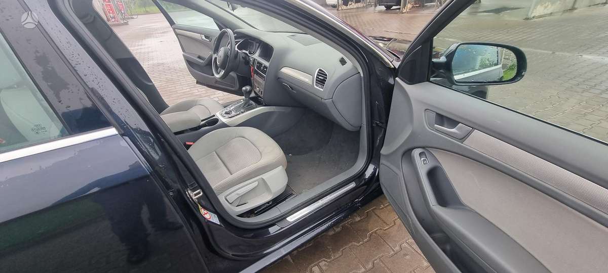 Audi A4 2014 — photo 20