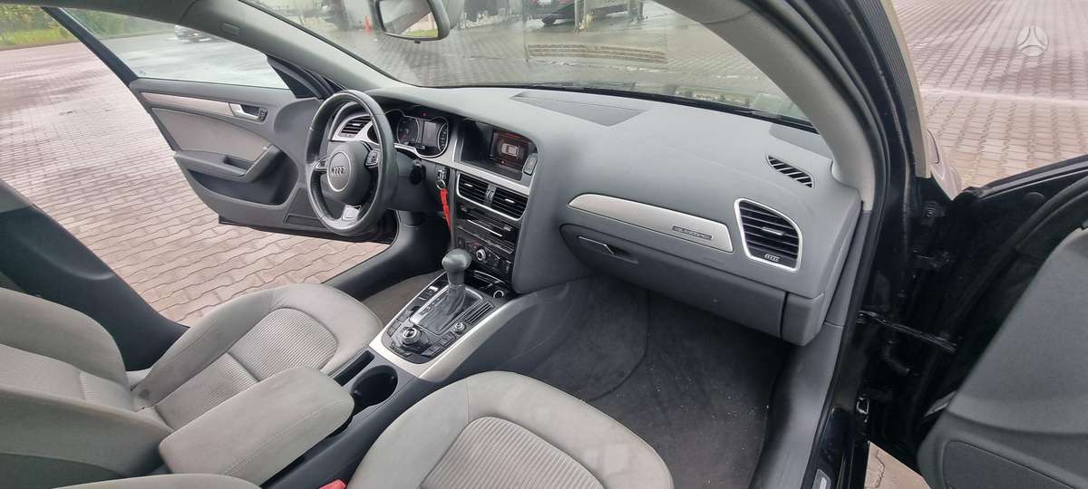 Audi A4 2014 — photo 22