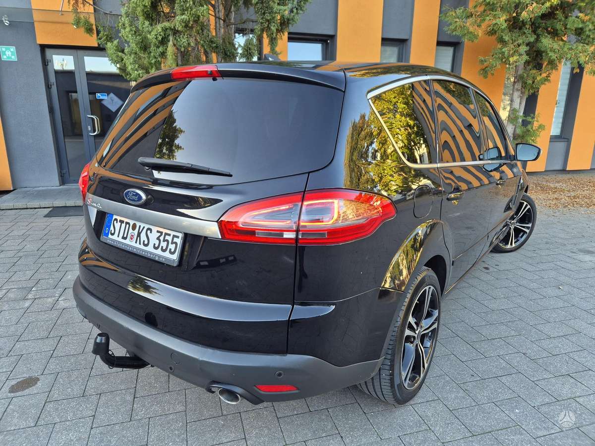 Ford S-MAX 2011 — photo 12