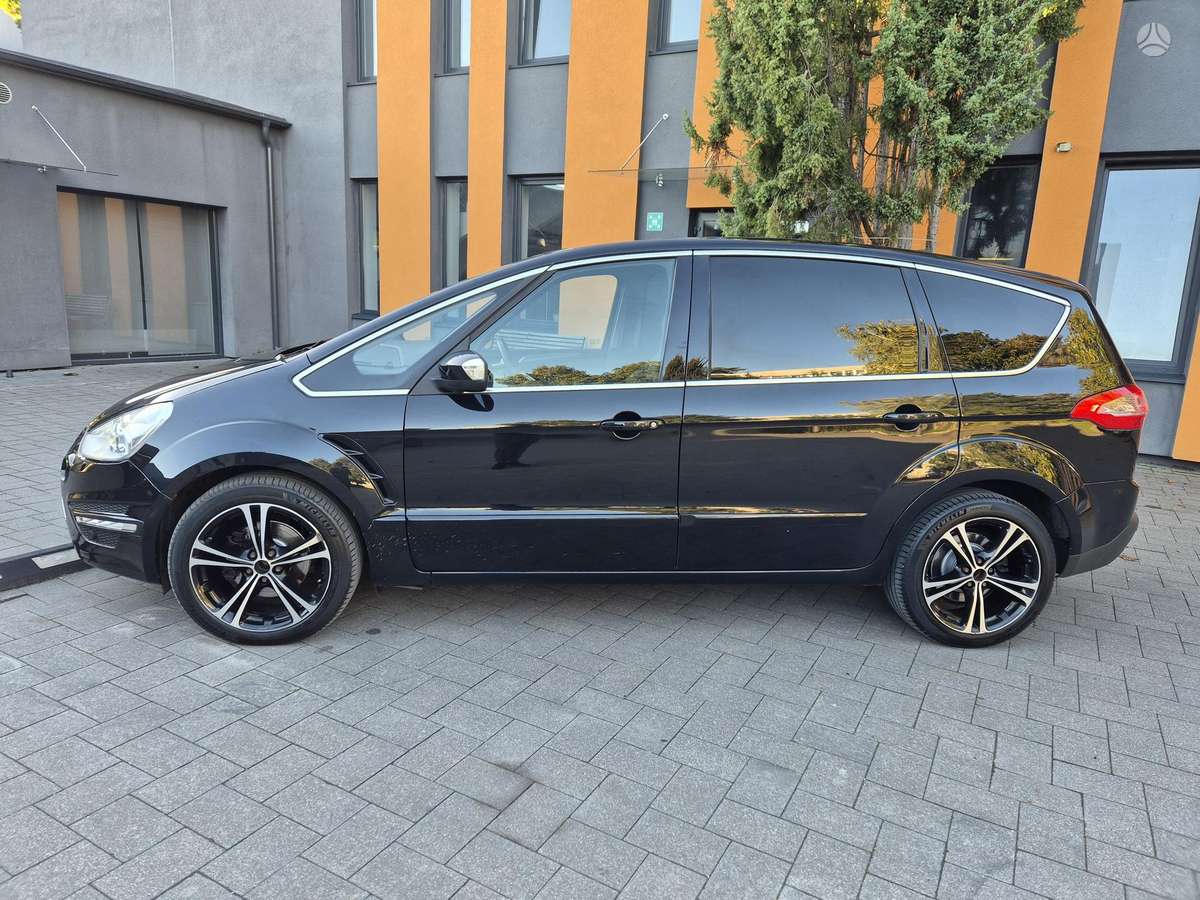 Ford S-MAX 2011 — photo 5