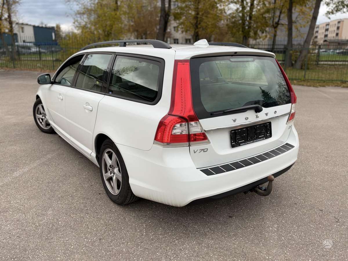 Volvo V70 2014 — engine 1560 cm³, 116 HP (85kW)